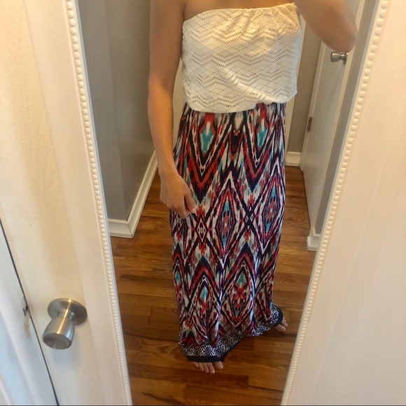 Maxi Dress White Lace Top & Multi Colored Pattern - Picture 5 of 5